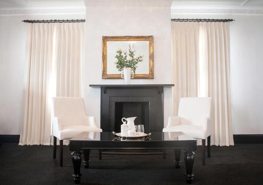 The Royal Hotel มอร์นิงตัน ภายนอก รูปภาพ