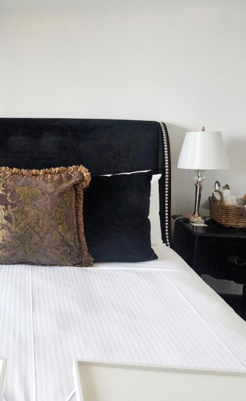 The Royal Hotel มอร์นิงตัน ภายนอก รูปภาพ